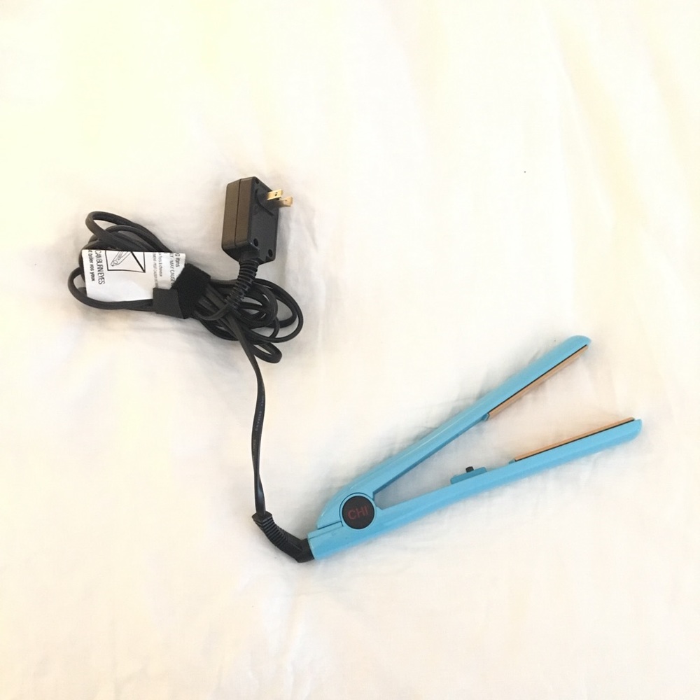 CHI hair straightener
